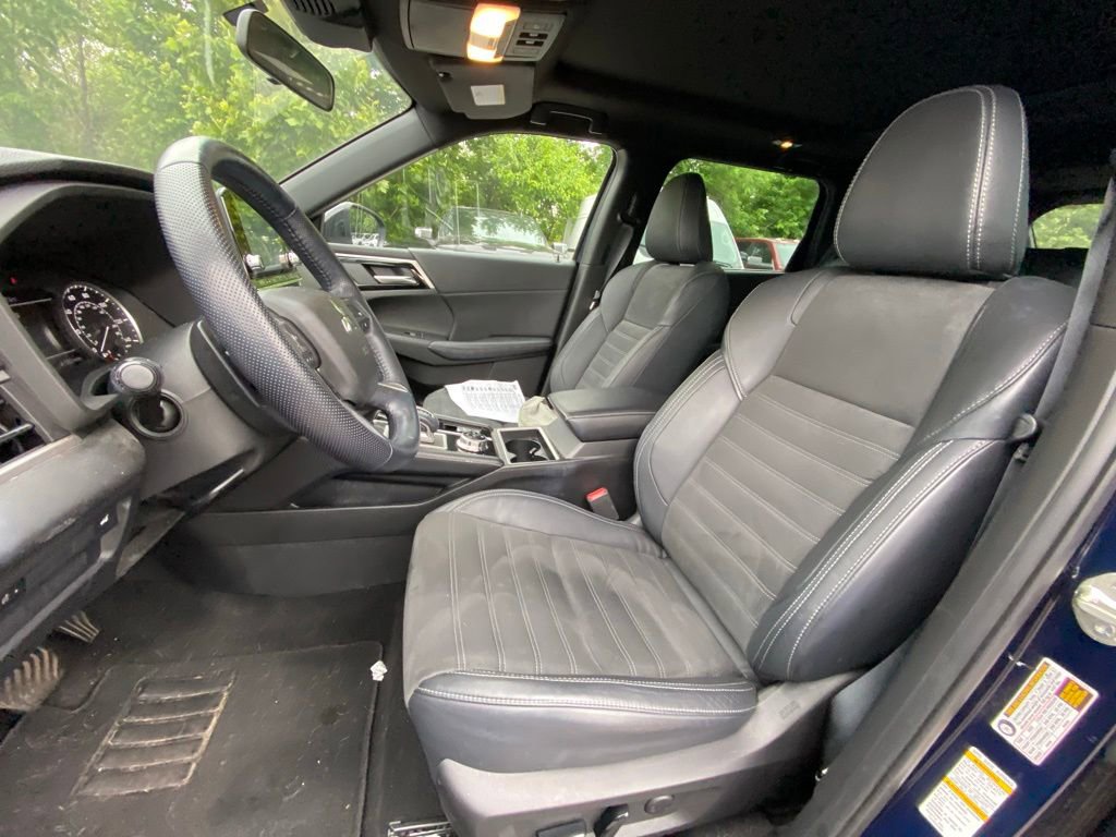 Used 2022 Mitsubishi Outlander SE AWD/4WD image 13