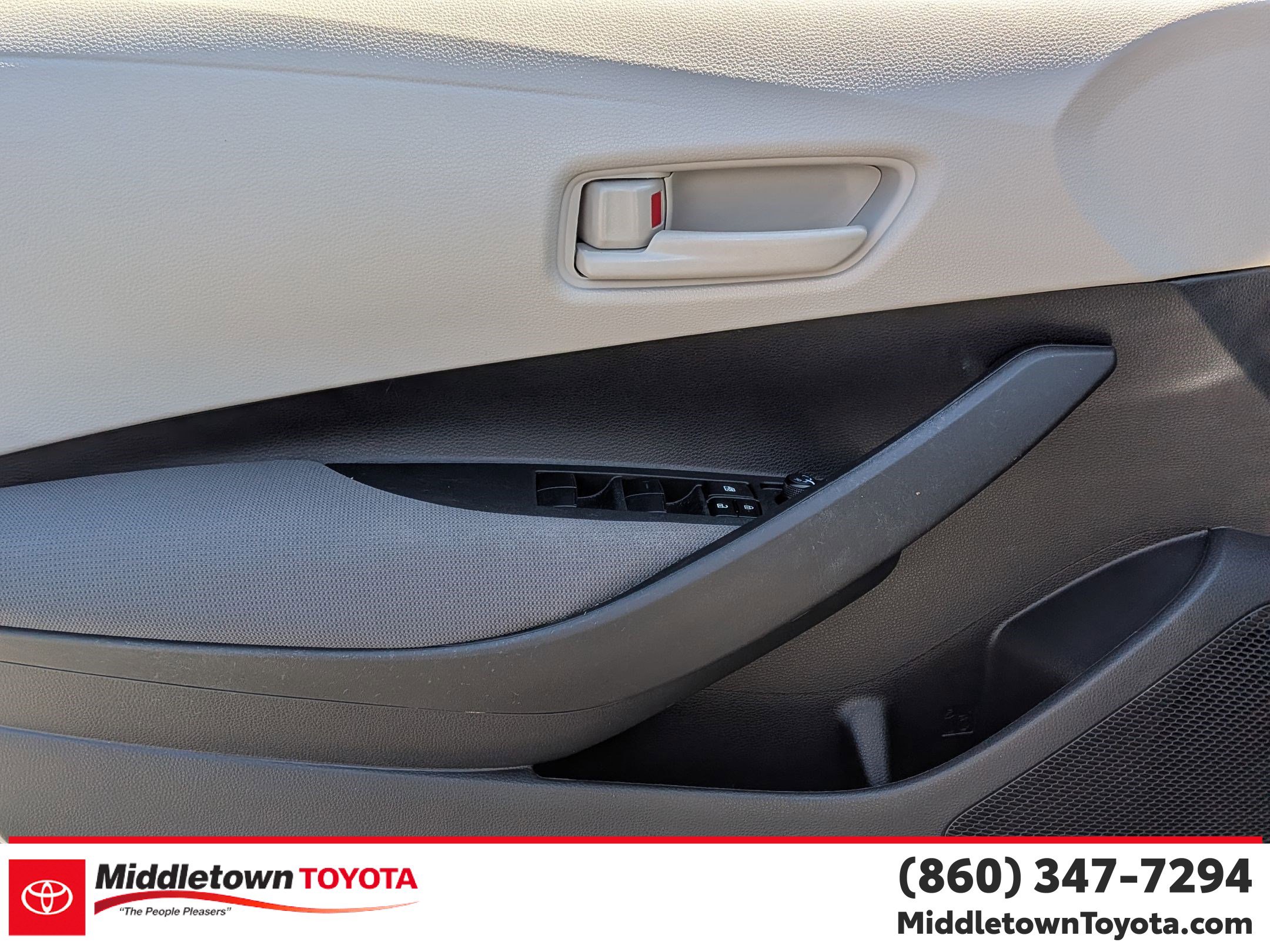 Used 2023 Toyota Corolla LE image 10