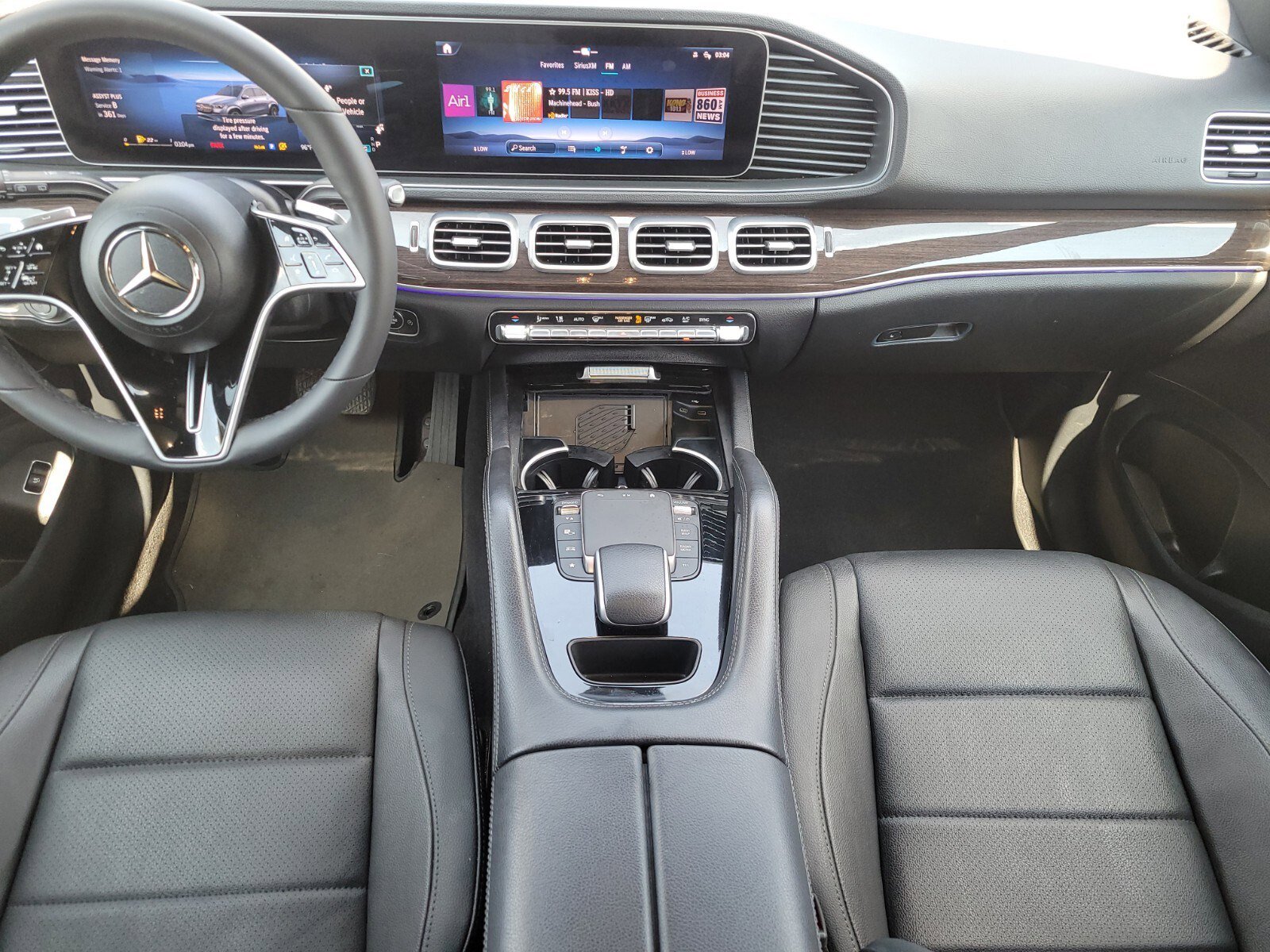 Used 2024 Mercedes-Benz GLE 350 4MATIC w/ 3rd Row Seat Package image 14