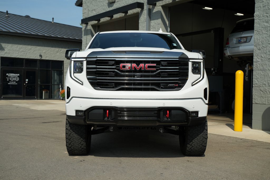 Used 2024 GMC Sierra 1500 AT4 w/ Technology Package image 2