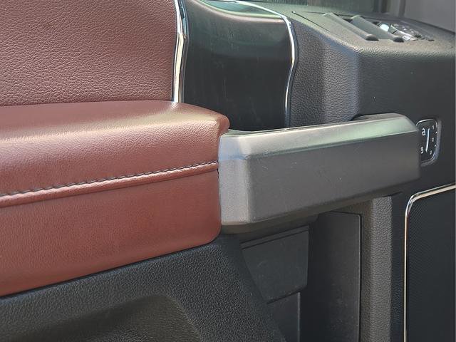 Used 2019 Ford F150 Platinum w/ Equipment Group 701A Luxury image 23