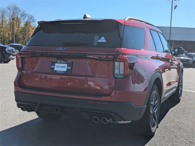 New 2026 Ford Explorer ST image 3