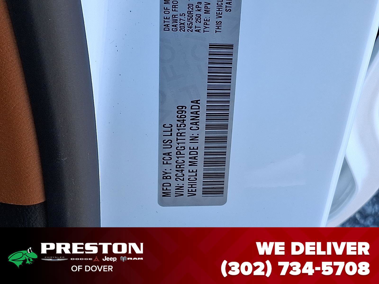 New 2026 Chrysler Pacifica Pinnacle w/ Trailer Tow Group image 24