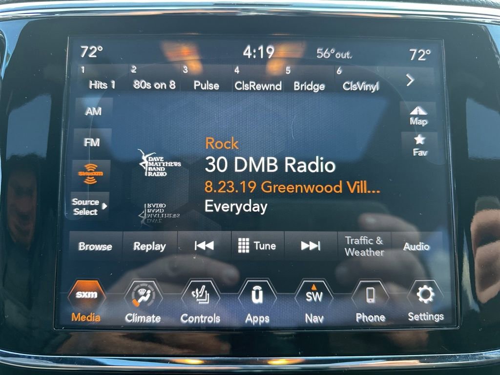 Used 2020 Jeep Grand Cherokee Laredo AWD/4WD image 27
