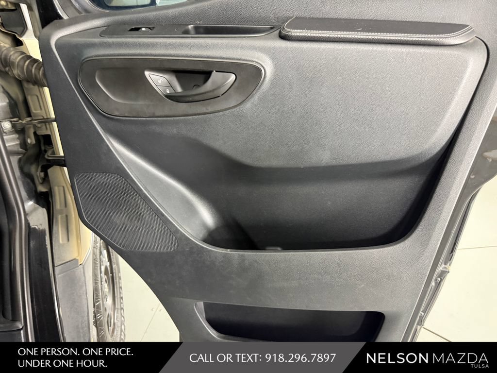 Used 2019 Mercedes-Benz Sprinter 2500 image 40