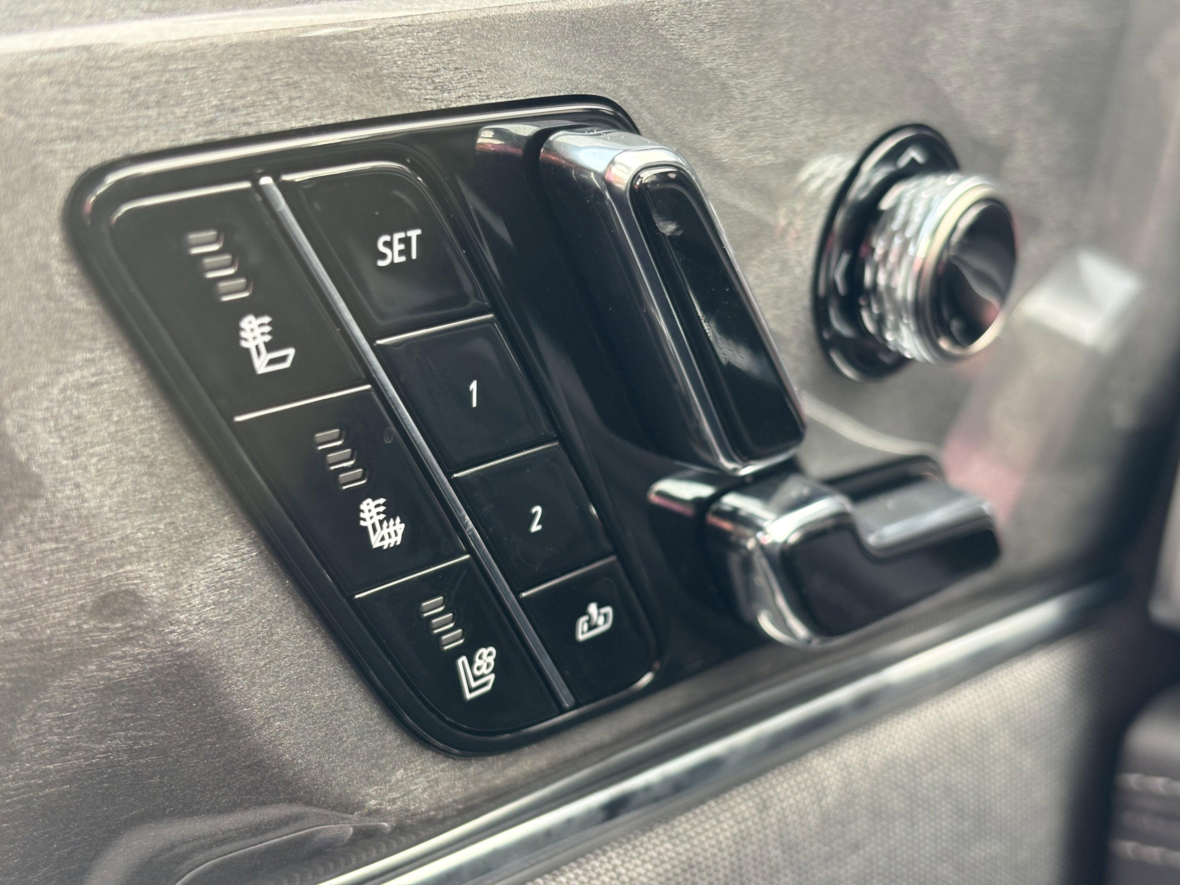 New 2026 Cadillac Escalade IQ Sport 1 w/ LPO, Floor Liner Package image 35