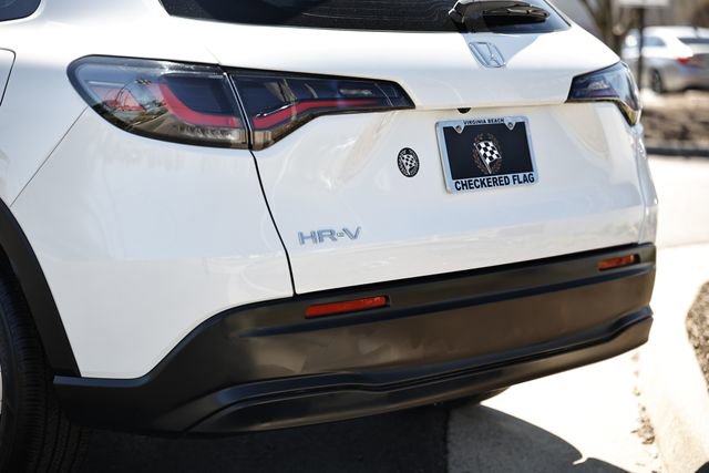 Certified 2023 Honda HR-V LX image 6
