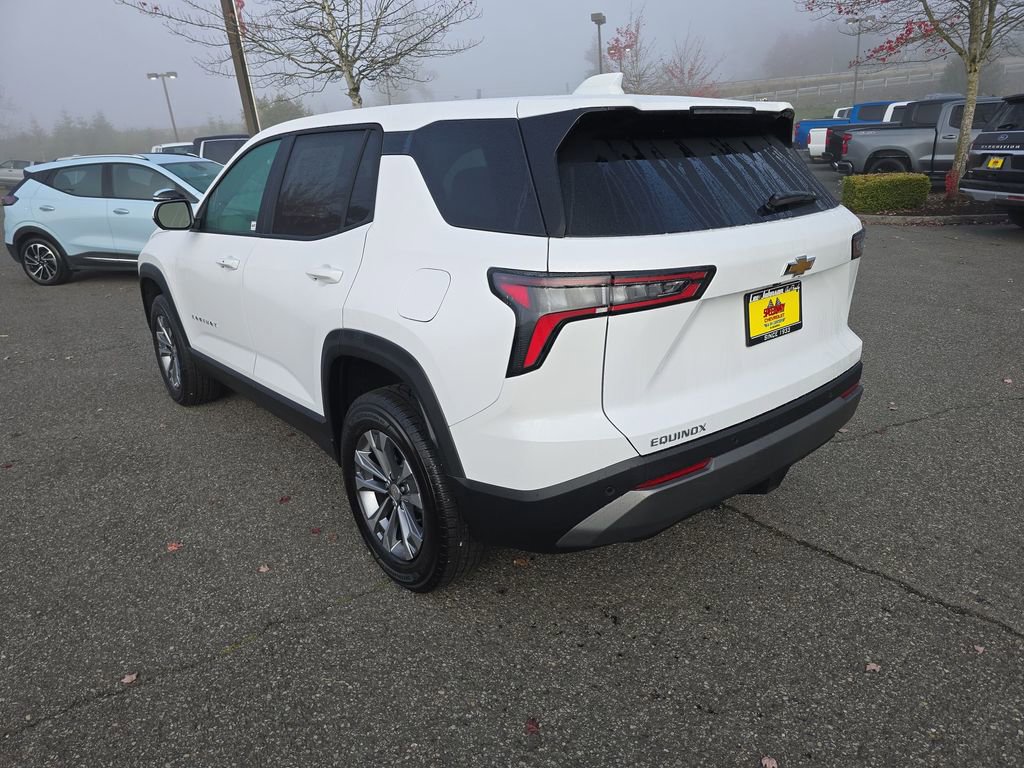 New 2025 Chevrolet Equinox LT image 4