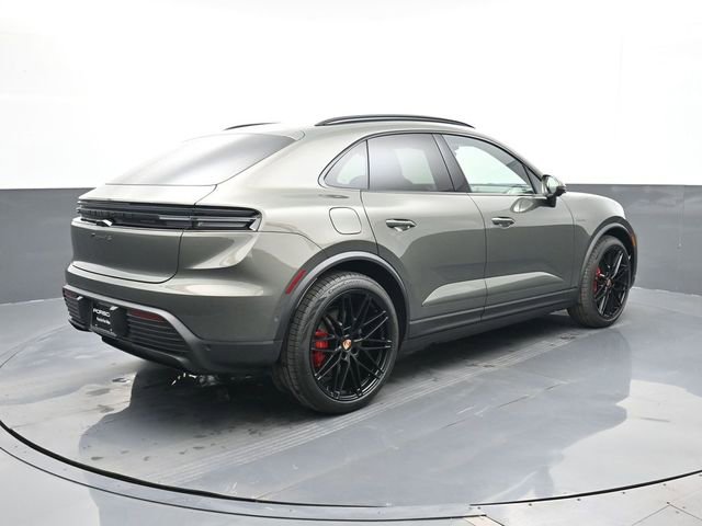 New 2025 Porsche Macan 4S Electric image 24