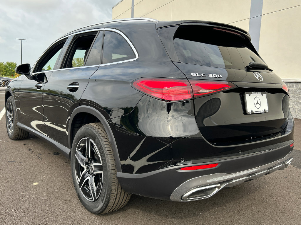 New 2026 Mercedes-Benz GLC 300 4MATIC image 5