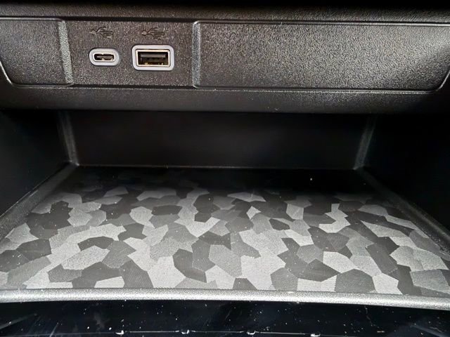 New 2026 Chevrolet Colorado W/T image 36