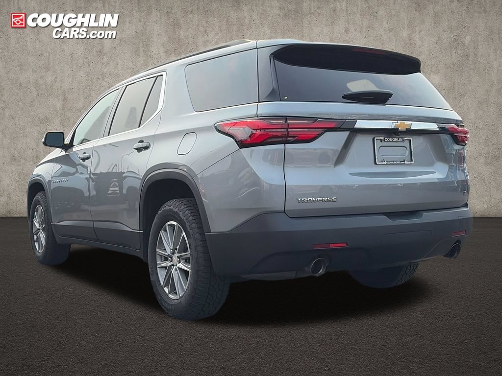 Used 2023 Chevrolet Traverse LT FWD image 5