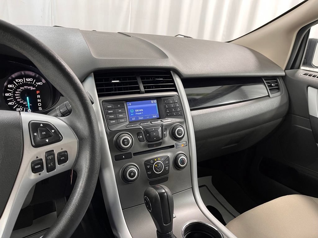 Used 2014 Ford Edge SE w/ Equipment Group 101A AWD/4WD image 17