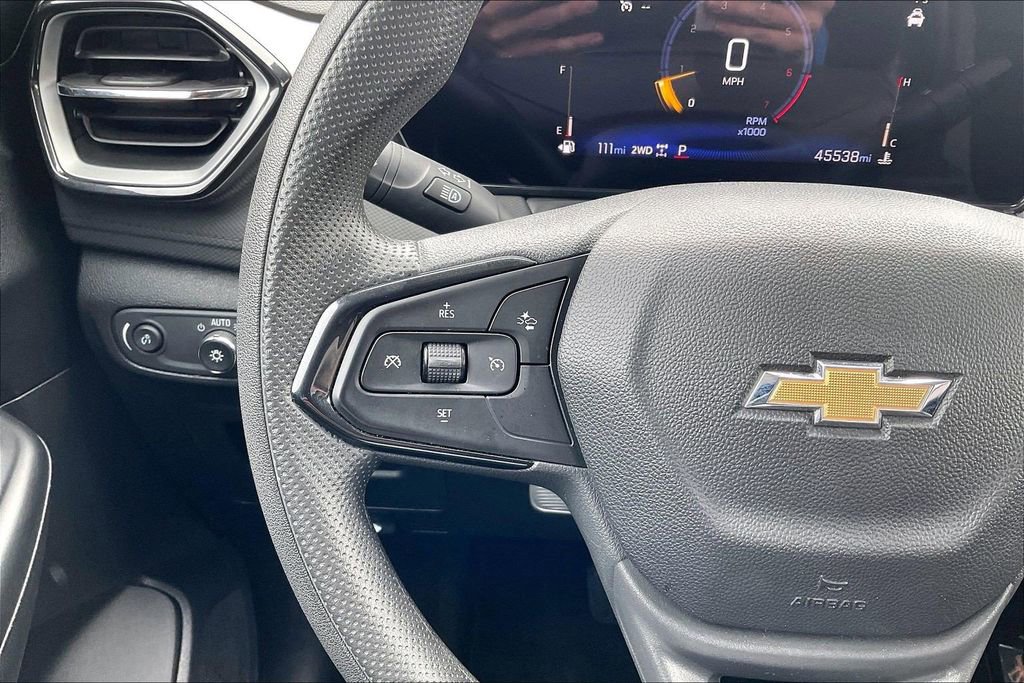 Used 2025 Chevrolet TrailBlazer LT AWD/4WD image 18