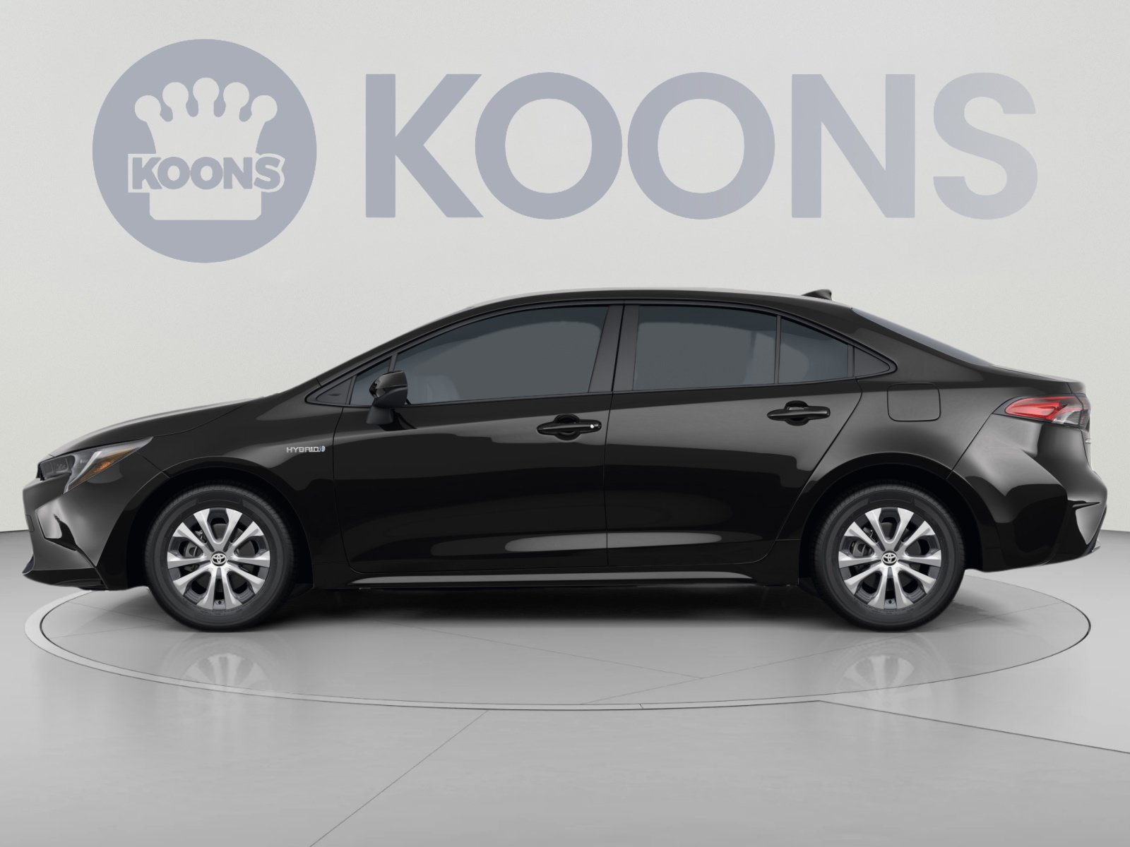 Used 2021 Toyota Corolla LE FWD image 2
