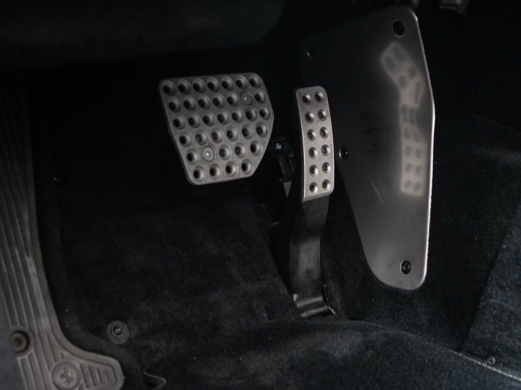 Used 2022 Ferrari F8 Tributo image 48