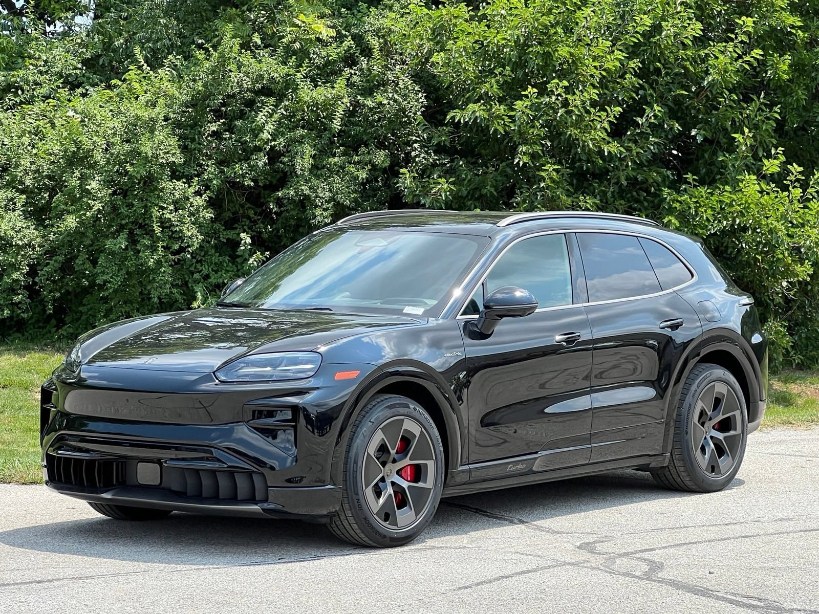 New 2026 Porsche Cayenne Turbo AWD/4WD video 1