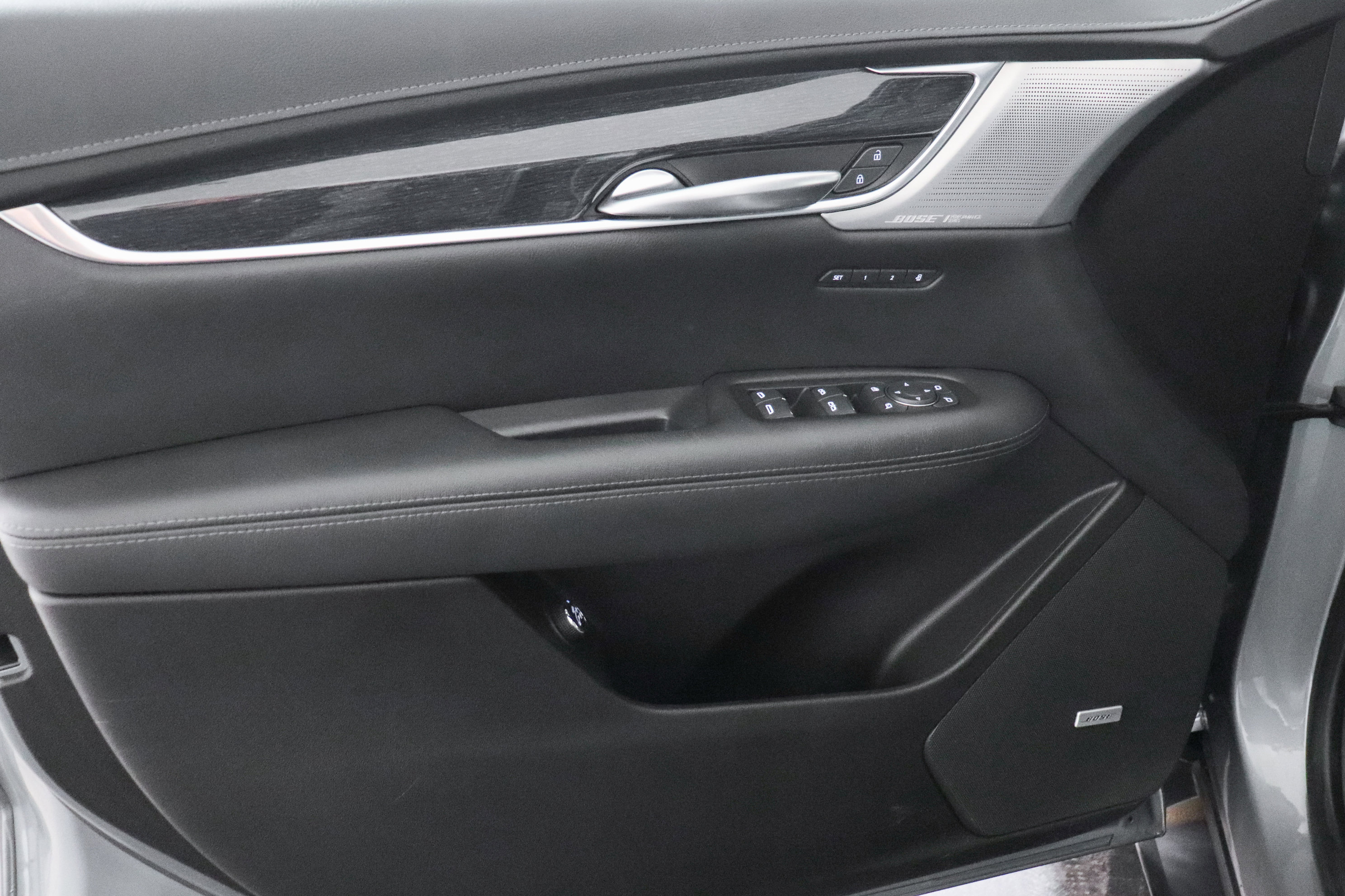 Used 2023 Cadillac XT5 Premium Luxury image 11