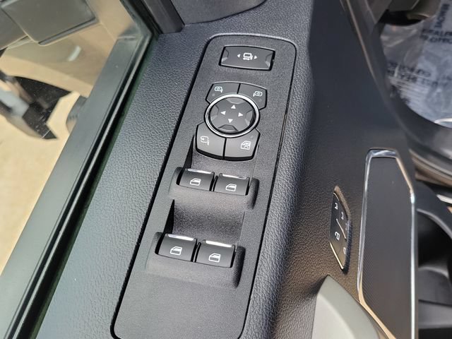 Used 2020 Ford F250 Lariat w/ Lariat Ultimate Package AWD/4WD image 18