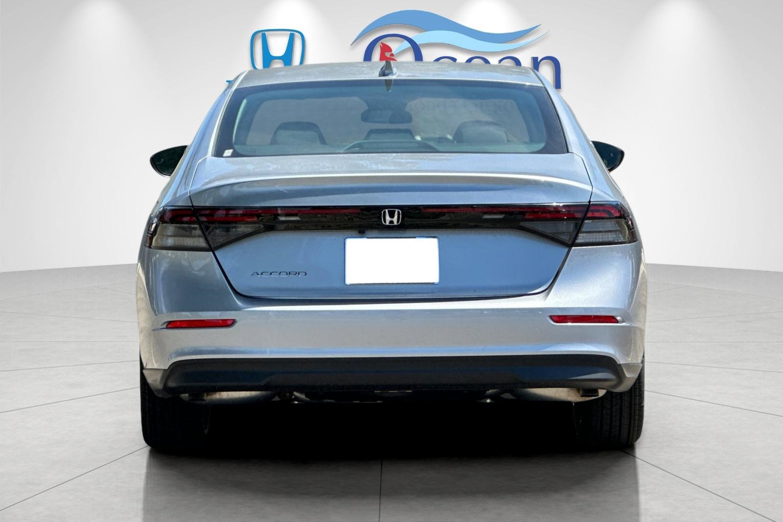 Used 2024 Honda Accord EX image 4