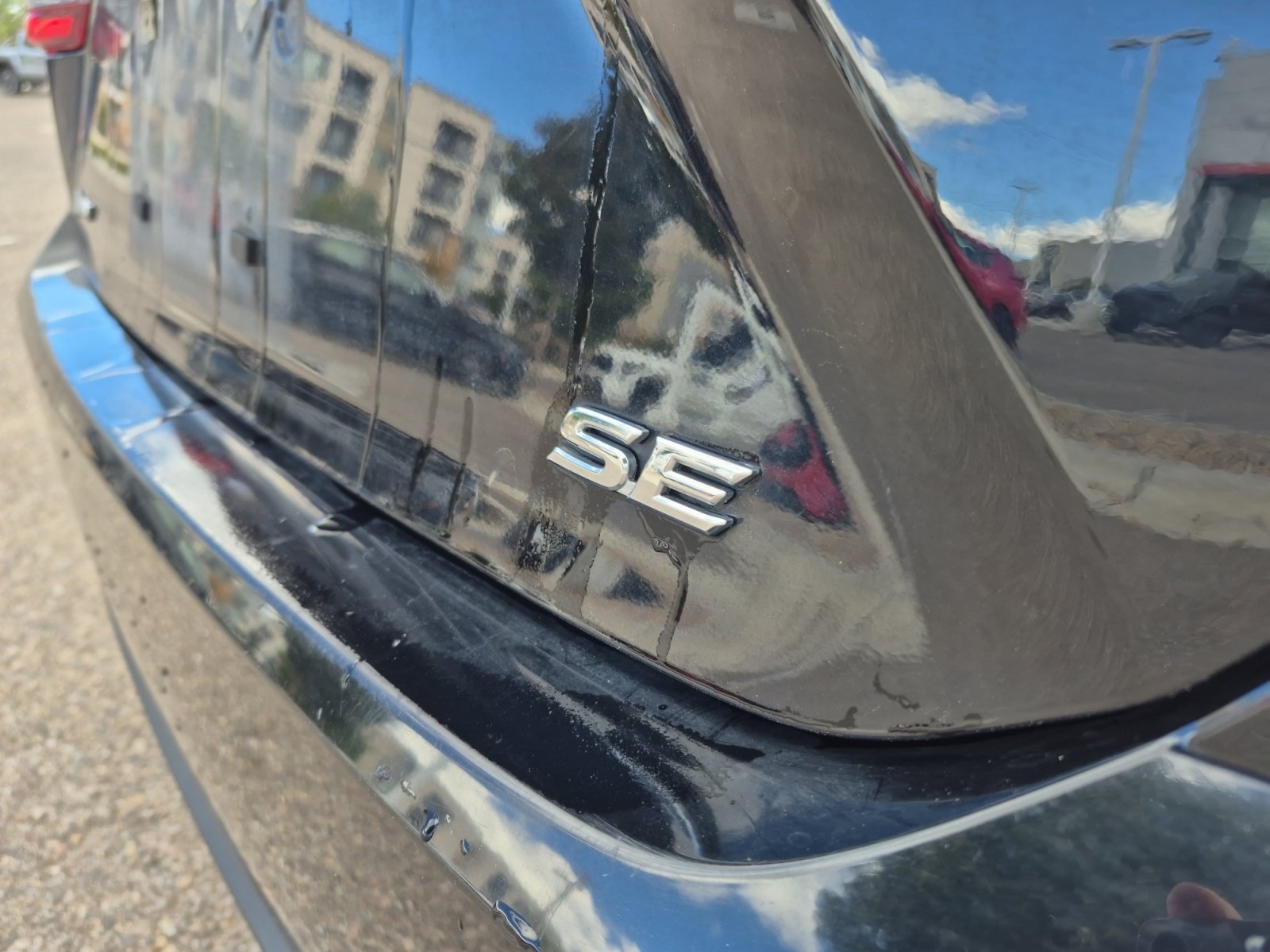Used 2025 Toyota Camry SE FWD image 22