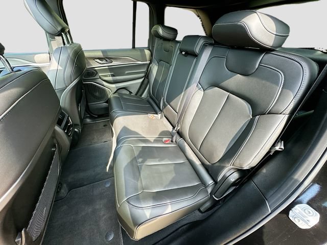 New 2025 Jeep Grand Cherokee Limited 4xe AWD/4WD image 26