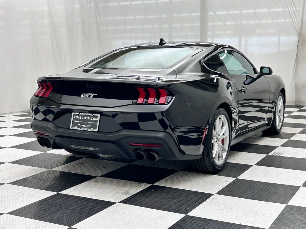 Used 2024 Ford Mustang GT Premium image 7