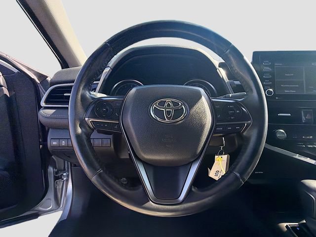 Used 2023 Toyota Camry SE FWD image 11