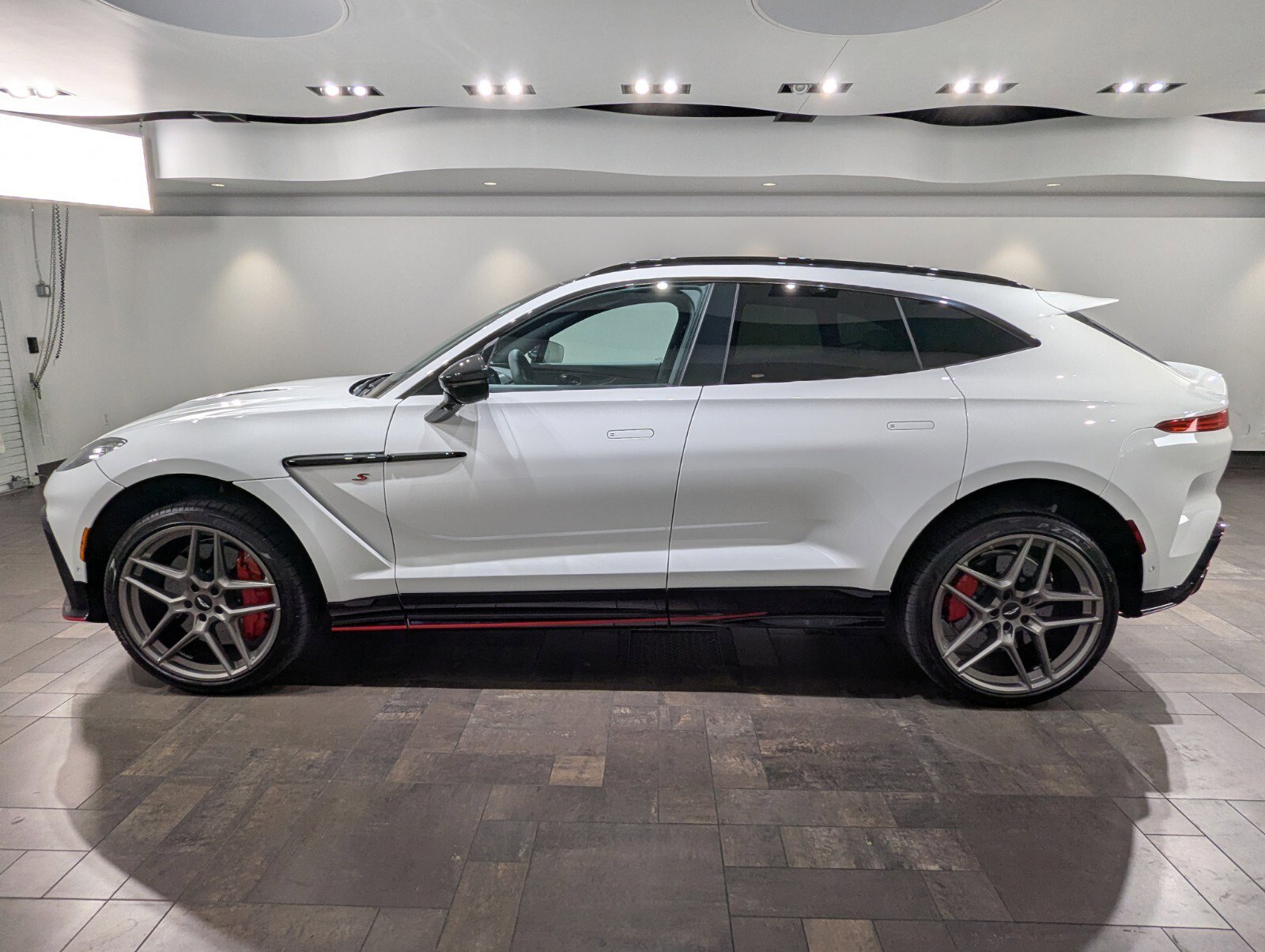 New 2026 Aston Martin DBX S image 26