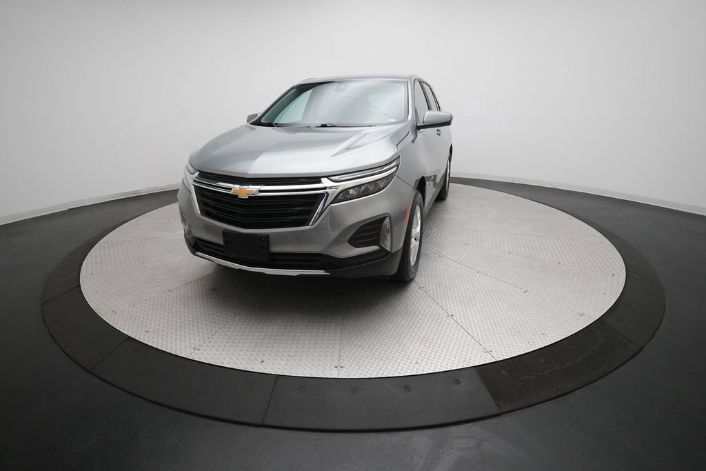 Used 2024 Chevrolet Equinox LT AWD/4WD image 12