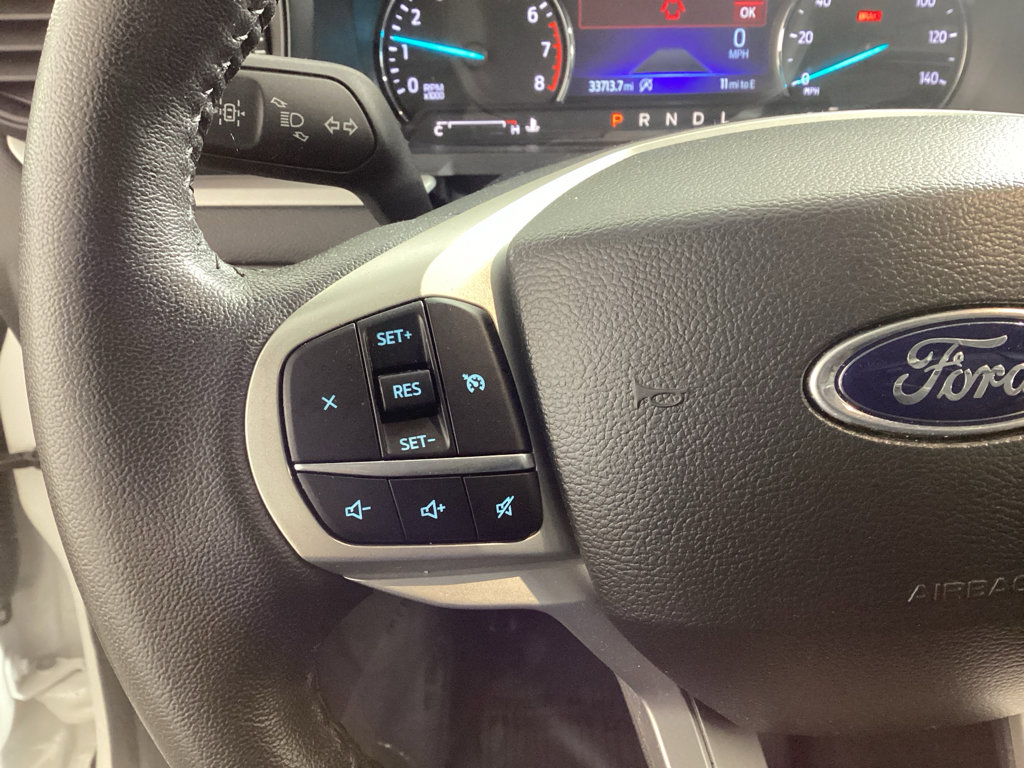 Used 2023 Ford Explorer XLT image 24