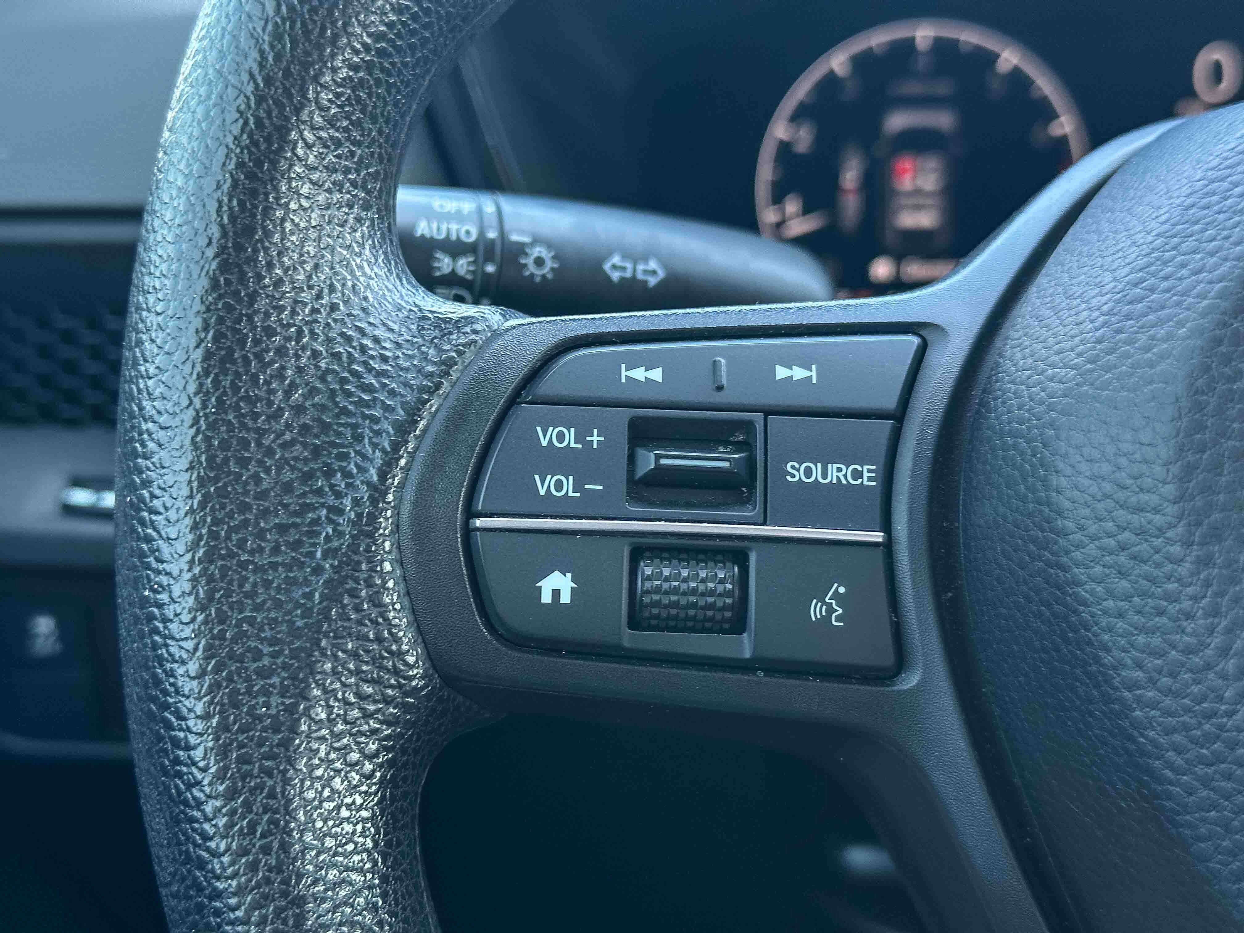 Certified 2023 Honda CR-V LX image 29