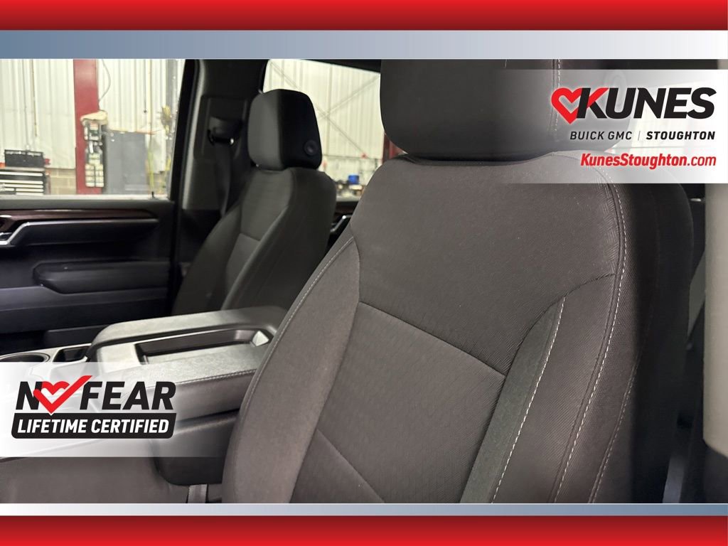 Used 2025 Chevrolet Silverado 1500 LT image 23