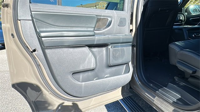 New 2026 Ford Expedition Max Platinum w/ Stealth Performance Package image 20