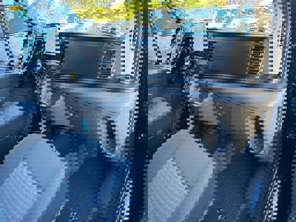 Used 2022 Ford Transit 250 image 47