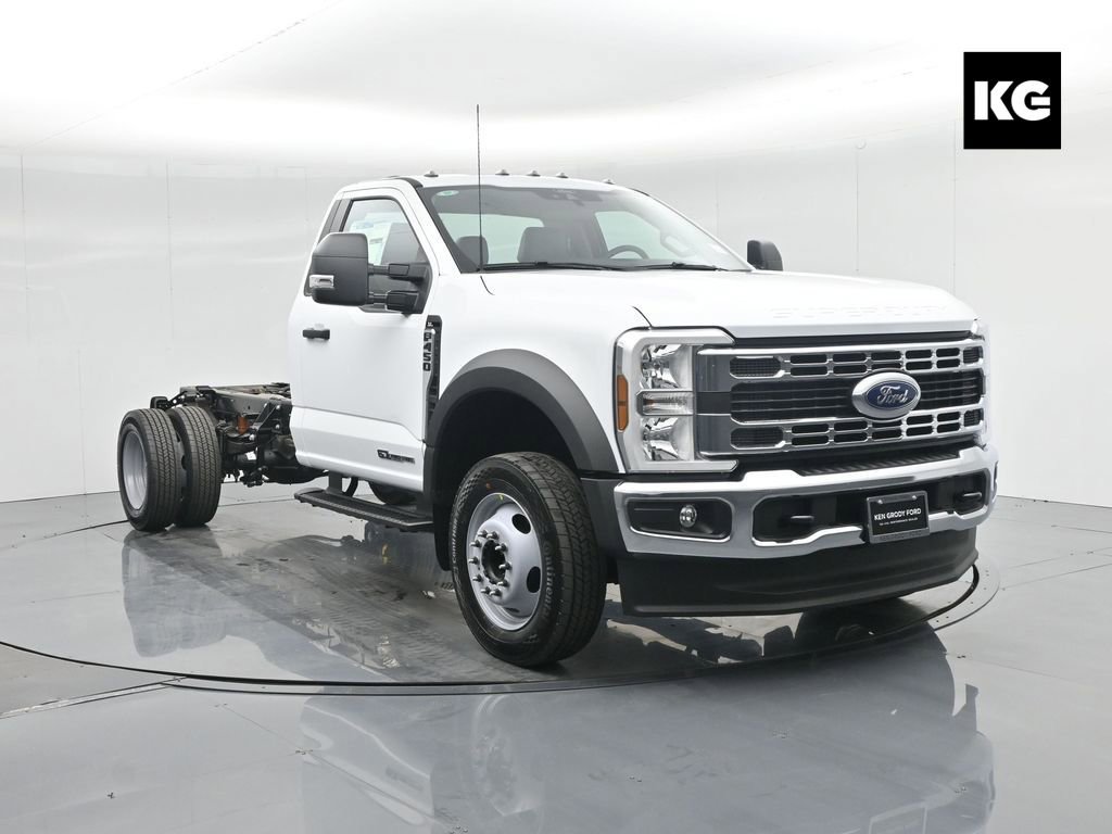 New 2025 Ford F450 XL w/ XL Chrome Package