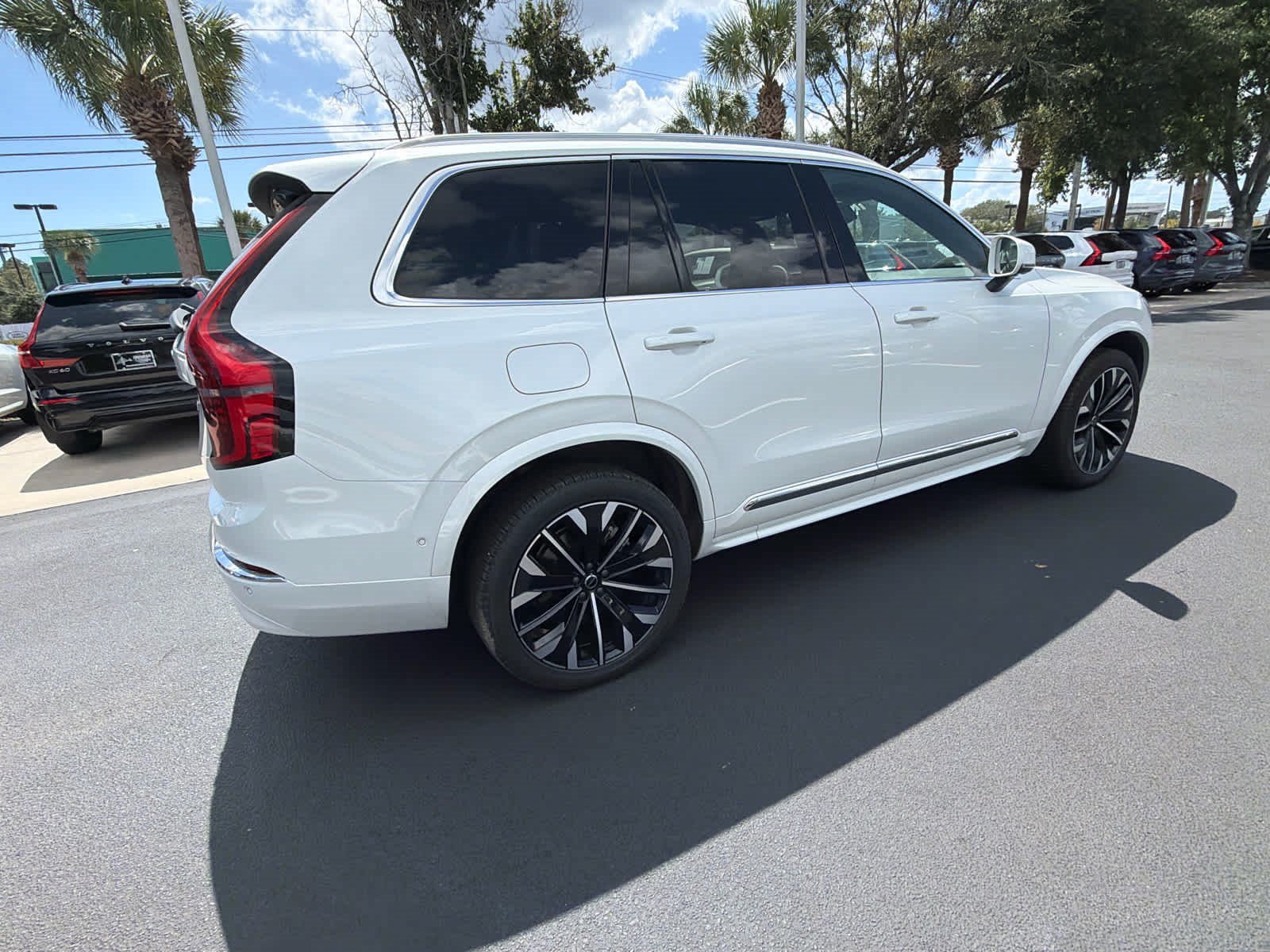 Certified 2026 Volvo XC90 B6 Plus AWD/4WD image 16