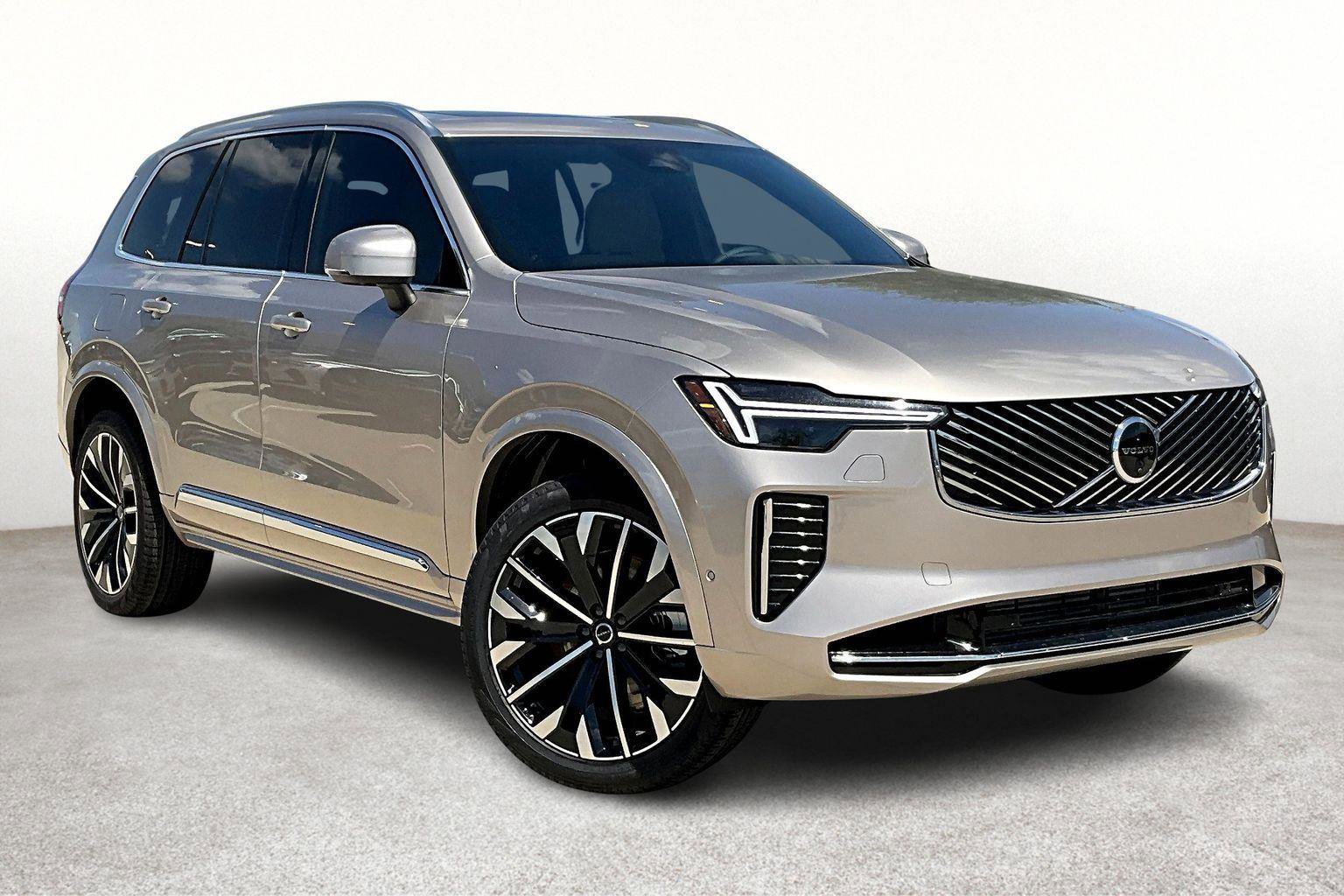 New 2026 Volvo XC90 T8 Plus image 2
