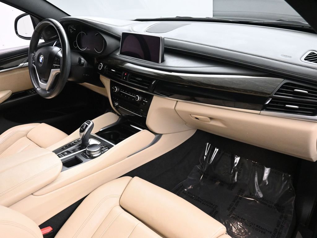 Used 2019 BMW X6 xDrive50i w/ Executive Package image 21