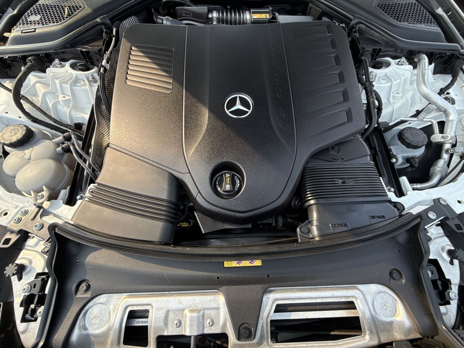 Used 2025 Mercedes-Benz E 450 4MATIC Sedan image 28