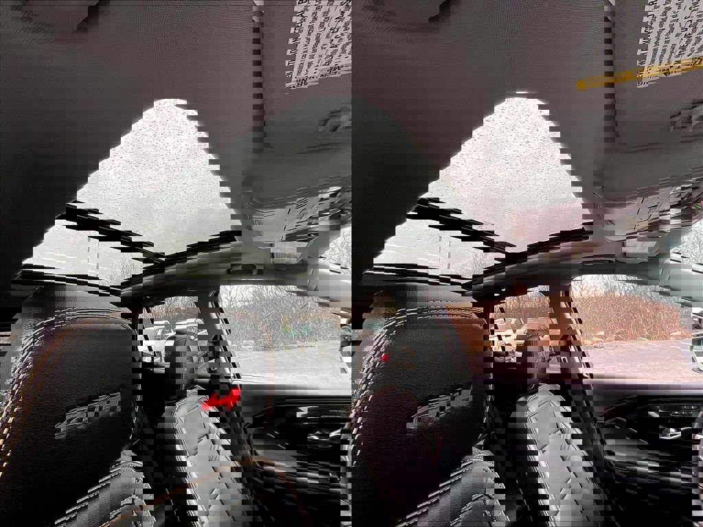 Used 2024 GMC Terrain AT4 image 21