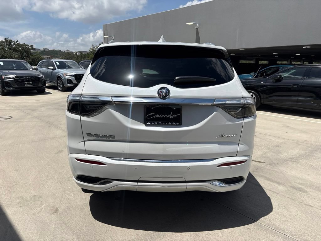 Used 2023 Buick Enclave Avenir w/ Avenir Technology Package FWD image 8