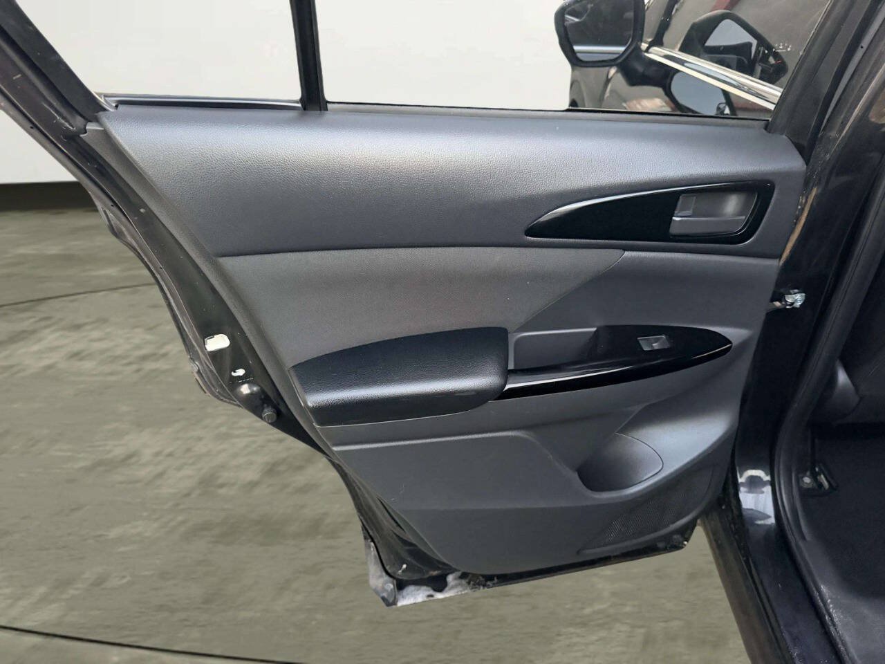 Used 2019 Mitsubishi Eclipse Cross LE AWD/4WD image 23
