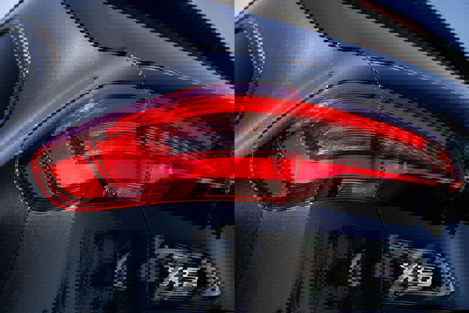 Used 2023 BMW X5 xDrive40i w/ M Sport Package image 7