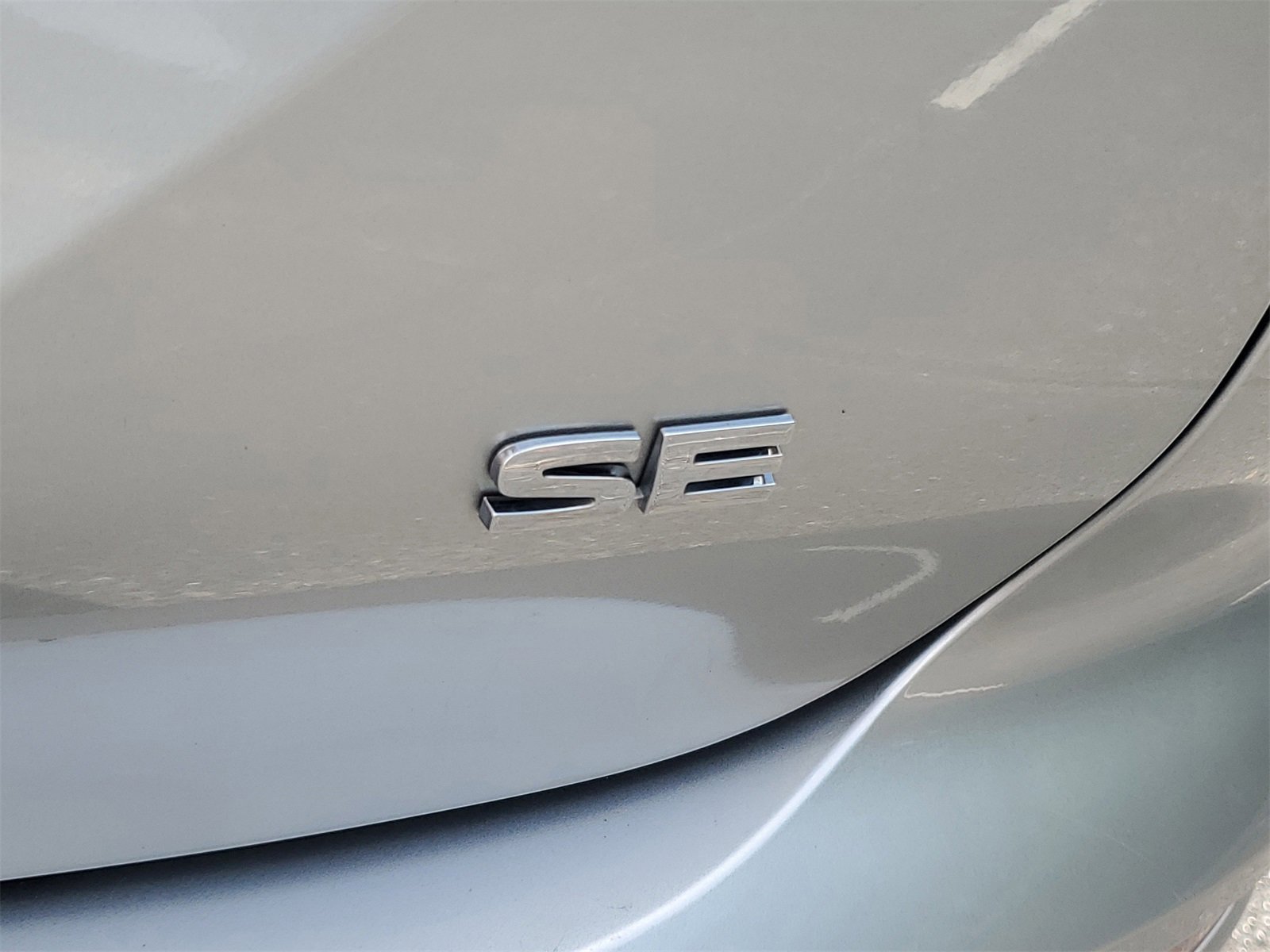 Used 2024 Mitsubishi Outlander SE image 29