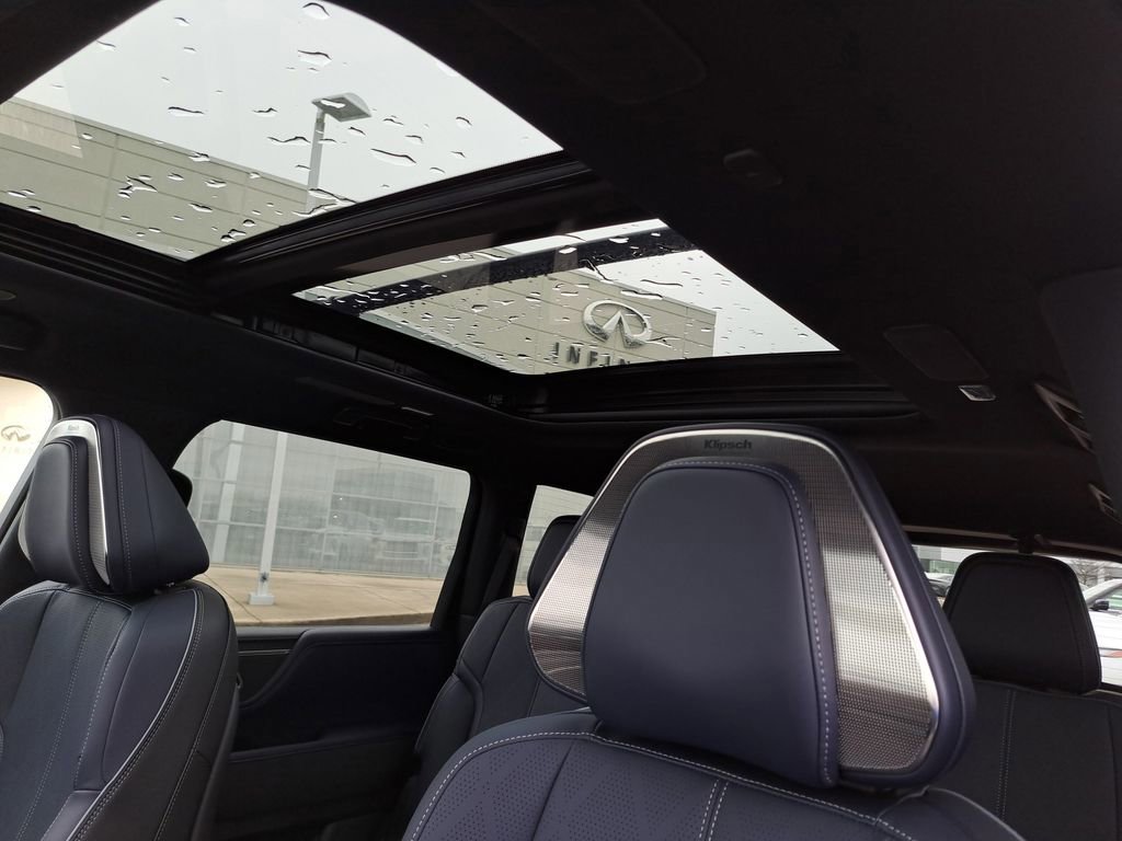 New 2026 INFINITI QX80 4WD w/ Sport Exterior Package image 17