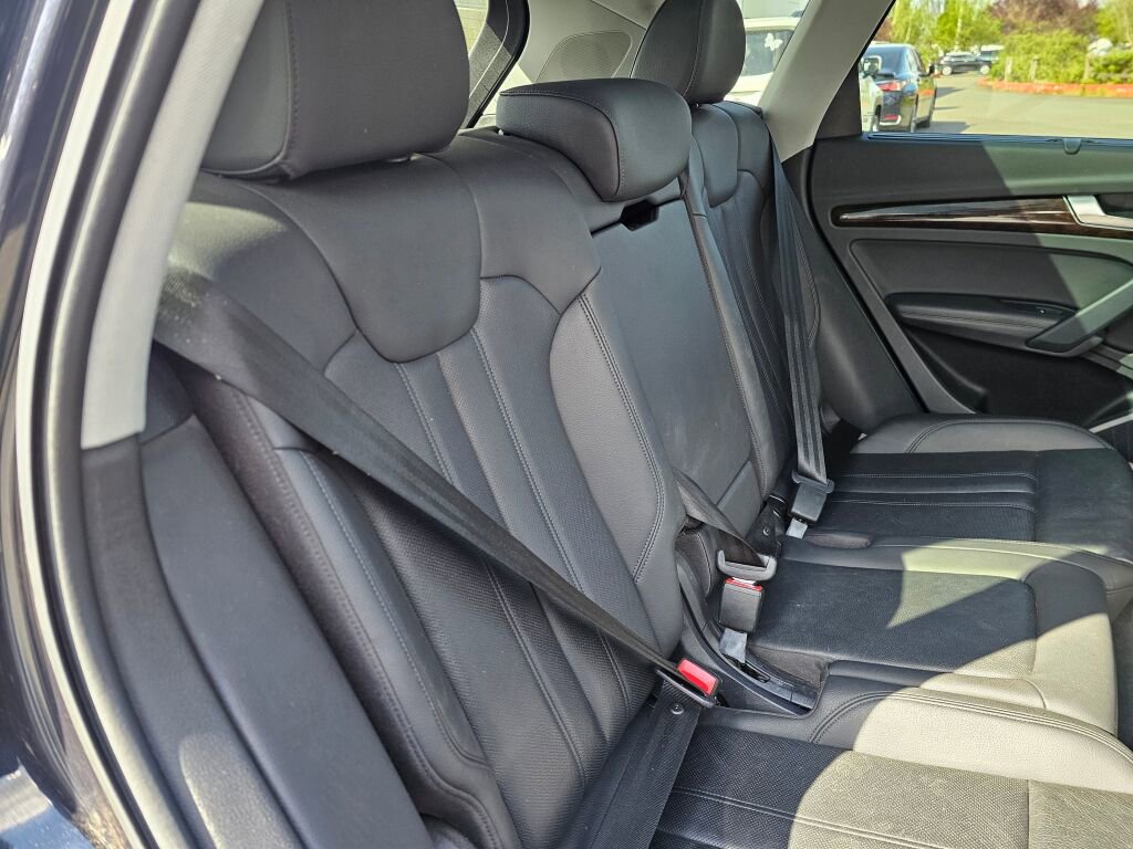 Used 2019 Audi Q5 2.0T Premium Plus w/ Premium Plus Package image 16