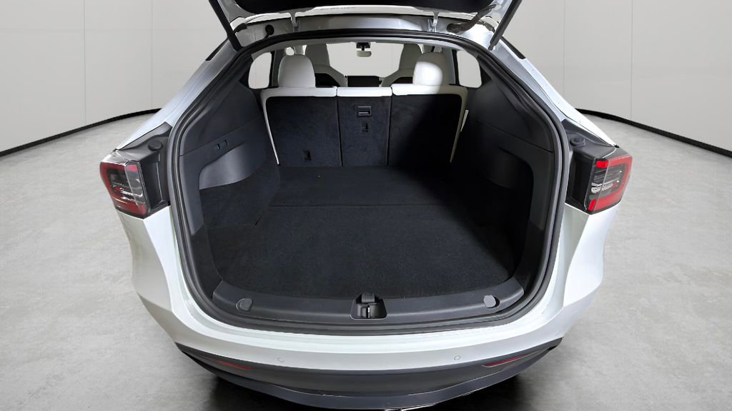 Used 2020 Tesla Model Y Long Range AWD/4WD image 27