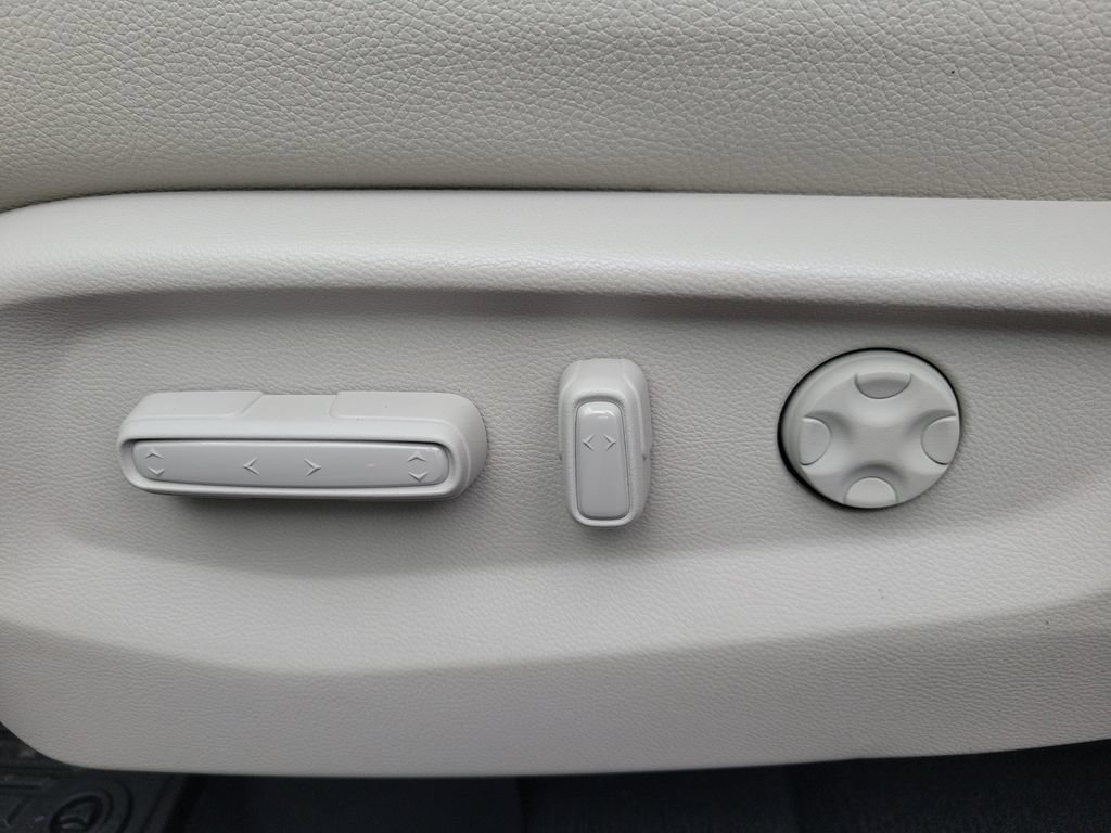 Certified 2026 Honda Odyssey EX-L image 31