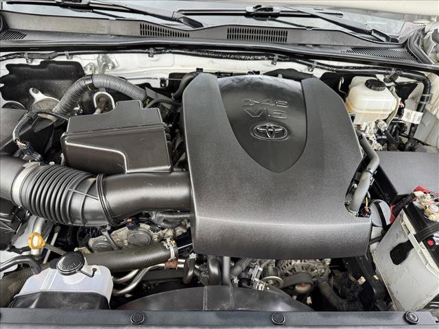 Used 2017 Toyota Tacoma TRD Off-Road w/ Tow Package (A/T) image 22